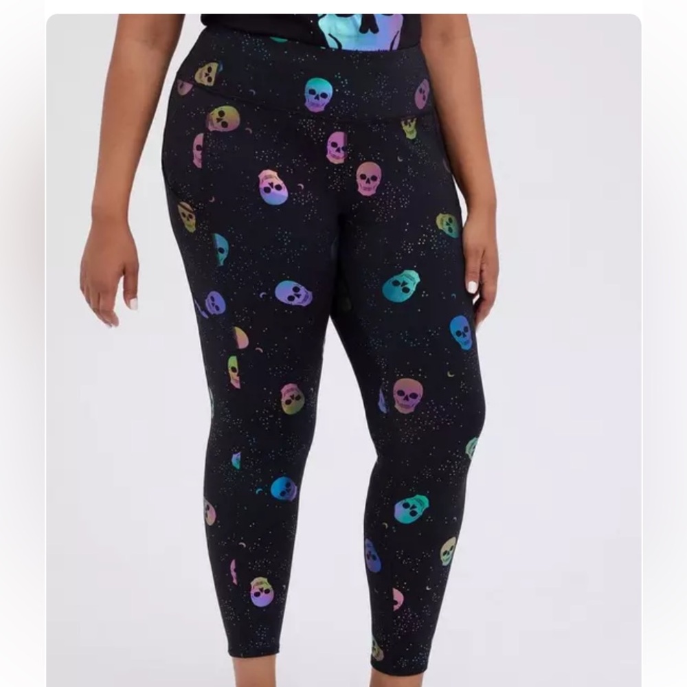 Torrid Performance Lite Full Length Active Skull Print Leggings